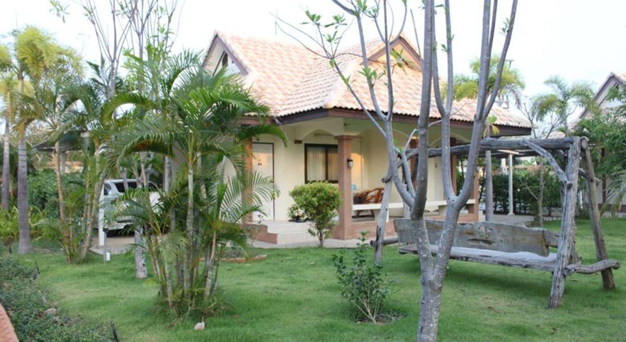 Saraburi Garden Resort Buitenkant foto