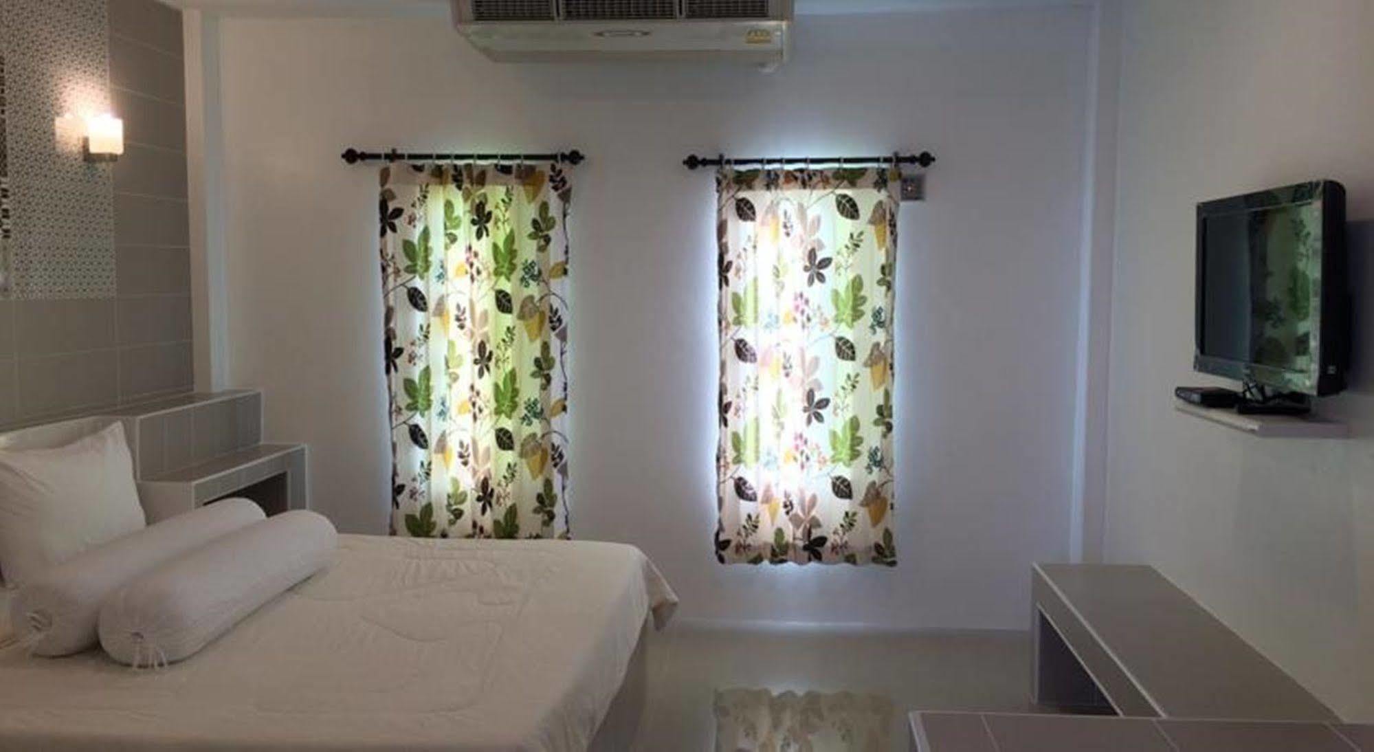 Saraburi Garden Resort Buitenkant foto